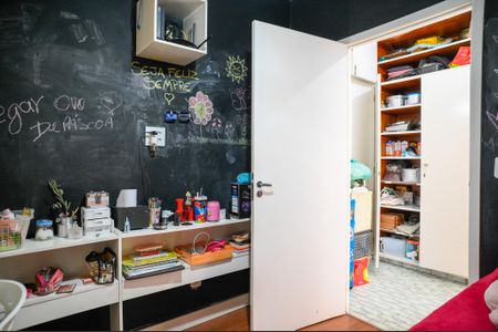 Casa para alugar com 740m², 4 quartos e 3 vagasQuarto 4