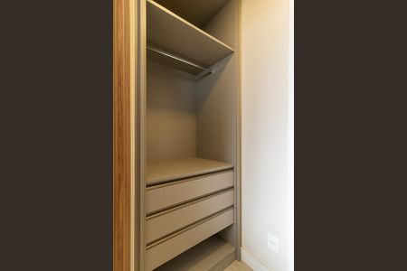 Apartamento para alugar com 51m², 1 quarto e 1 vaga Apartamento para alugar com 51m², 1 quarto e 1 vagaCloset