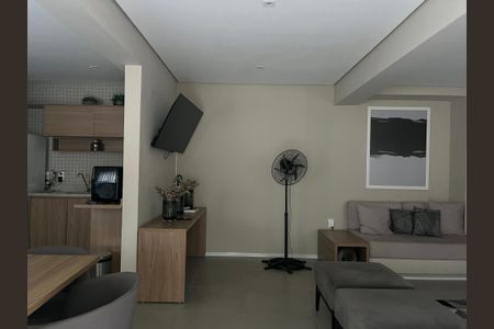 Apartamento para alugar com 26m², 1 quarto e sem vagaÁrea comum - Salão de festas