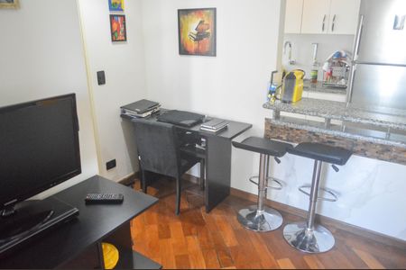Apartamento à venda com 40m², 1 quarto e 1 vaga Apartamento à venda com 40m², 1 quarto e 1 vagaSala