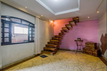 Sala de casa para alugar com 3 quartos, 230m² em Vila Homero Thon, Santo André