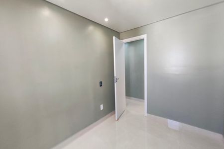 Apartamento para alugar com 44m², 2 quartos e 1 vagaQuarto 1