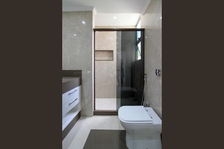 Apartamento para alugar com 110m², 3 quartos e 1 vagaBanheiro da Suíte