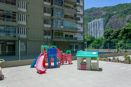 Apartamento para alugar com 110m², 3 quartos e 1 vagaÁrea comum - Playground
