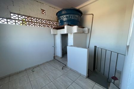 Casa para alugar com 50m², 1 quarto e sem vaga Casa para alugar com 50m², 1 quarto e sem vagaAcesso ao Superior para os Quartos