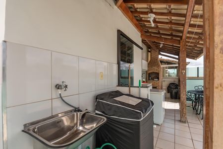 Apartamento à venda com 111m², 4 quartos e 1 vagaÁrea de Serviço