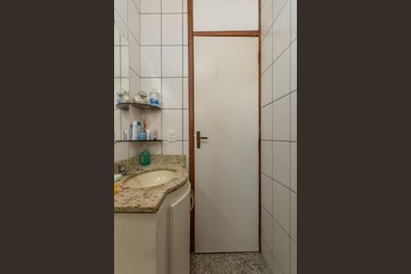 Apartamento à venda com 111m², 4 quartos e 1 vagaBanheiro Social