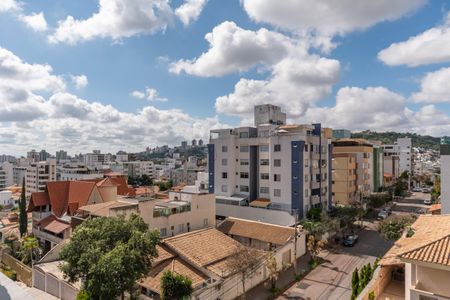 Apartamento à venda com 111m², 4 quartos e 1 vagaVista Cobertura