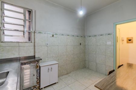Apartamento à venda com 100m², 2 quartos e sem vaga Apartamento à venda com 100m², 2 quartos e sem vagaCozinha