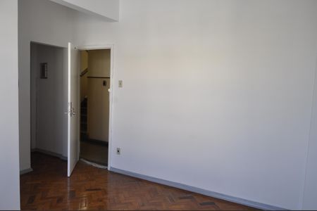 Apartamento à venda com 63m², 2 quartos e 1 vagaSala