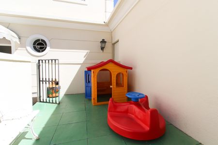 Apartamento à venda com 75m², 3 quartos e 1 vagaÁrea comum - Playground