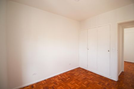 Apartamento à venda com 75m², 3 quartos e 1 vagaQuarto 2