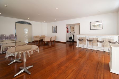 Apartamento à venda com 75m², 3 quartos e 1 vagaÁrea comum - Salão de festas