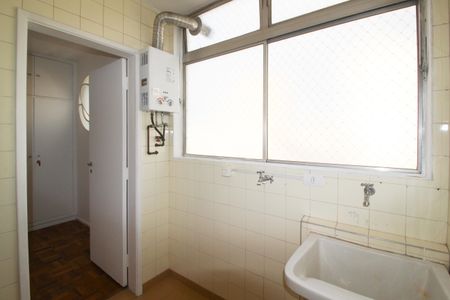 Apartamento à venda com 75m², 3 quartos e 1 vagaÁrea de Serviço