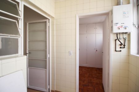 Apartamento à venda com 75m², 3 quartos e 1 vagaÁrea de Serviço