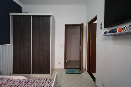 Casa à venda com 230m², 3 quartos e 5 vagasSuíte 2