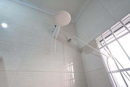 Casa à venda com 230m², 3 quartos e 5 vagasBanheiro da Suíte 2