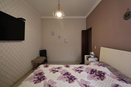 Casa à venda com 230m², 3 quartos e 5 vagasSuíte 1