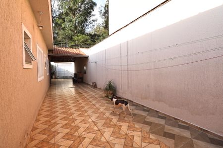 Casa à venda com 230m², 3 quartos e 5 vagasQuintal