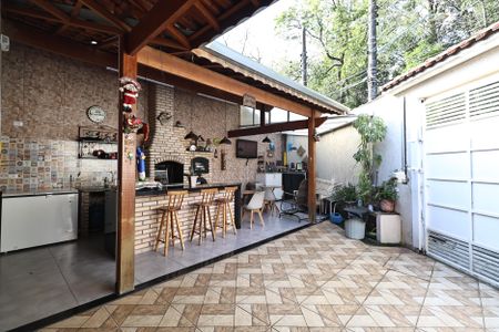 Casa à venda com 230m², 3 quartos e 5 vagasÁrea gourmet