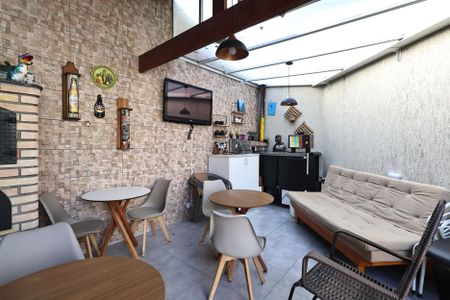 Casa à venda com 230m², 3 quartos e 5 vagasÁrea gourmet
