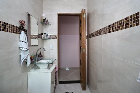 Casa à venda com 230m², 3 quartos e 5 vagasBanheiro