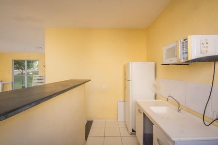 Apartamento para alugar com 43m², 2 quartos e sem vagaÁrea comum - Salão de festas