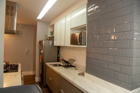 Apartamento para alugar com 67m², 2 quartos e 1 vaga Apartamento para alugar com 67m², 2 quartos e 1 vagaCozinha