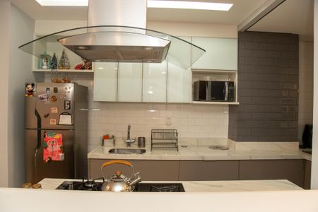 Apartamento para alugar com 67m², 2 quartos e 1 vaga Apartamento para alugar com 67m², 2 quartos e 1 vagaCozinha