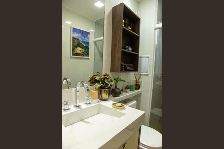 Apartamento para alugar com 67m², 2 quartos e 1 vaga Apartamento para alugar com 67m², 2 quartos e 1 vagaBanheiro