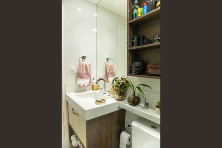 Apartamento para alugar com 67m², 2 quartos e 1 vaga Apartamento para alugar com 67m², 2 quartos e 1 vagaBanheiro