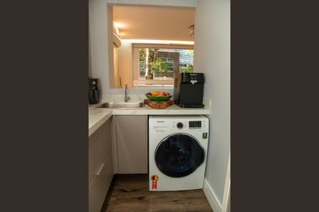 Apartamento para alugar com 67m², 2 quartos e 1 vaga Apartamento para alugar com 67m², 2 quartos e 1 vagaÁrea de Serviço