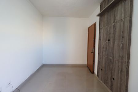 Apartamento para alugar com 45m², 2 quartos e 1 vagaSala