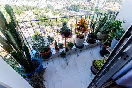 Apartamento à venda com 86m², 3 quartos e 1 vagaVaranda