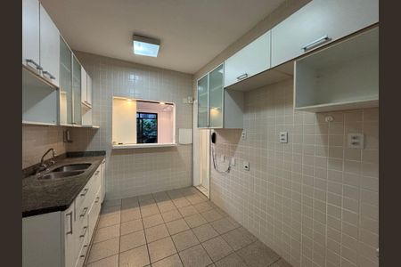 Apartamento à venda com 147m², 3 quartos e 1 vaga Apartamento à venda com 147m², 3 quartos e 1 vagaCozinha