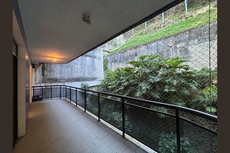 Apartamento à venda com 147m², 3 quartos e 1 vaga Apartamento à venda com 147m², 3 quartos e 1 vagaVaranda da Sala