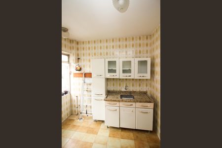 Apartamento à venda com 67m², 2 quartos e sem vagaCozinha e Área de Serviço