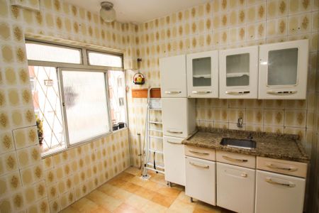 Apartamento à venda com 67m², 2 quartos e sem vagaCozinha e Área de Serviço