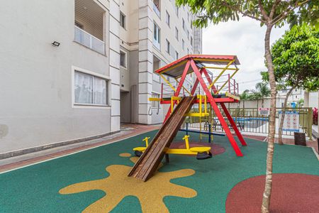 Apartamento para alugar com 52m², 2 quartos e 1 vaga Apartamento para alugar com 52m², 2 quartos e 1 vagaÁrea comum - Playground