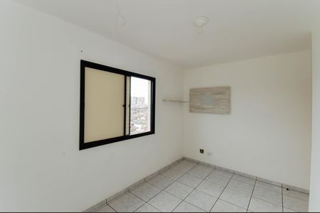 Apartamento à venda com 75m², 3 quartos e 2 vagasQuarto 2