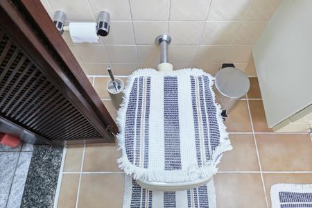 Casa para alugar com 220m², 5 quartos e 6 vagasBanheiro da Suíte