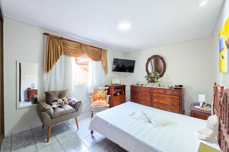 Casa para alugar com 220m², 5 quartos e 6 vagasQuarto 2 