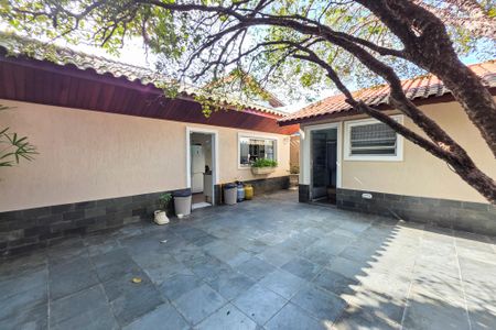 Casa para alugar com 220m², 5 quartos e 6 vagasCozinha / Área de Serviço