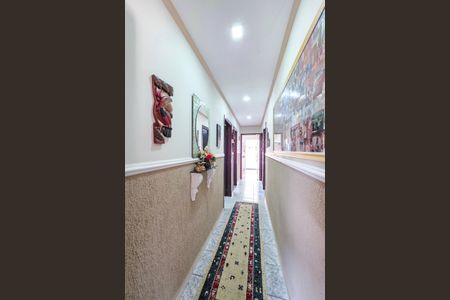 Casa para alugar com 220m², 5 quartos e 6 vagasCorredor