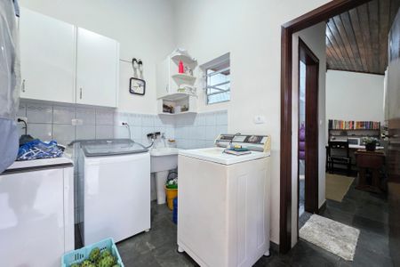 Casa para alugar com 220m², 5 quartos e 6 vagasCozinha / Área de Serviço