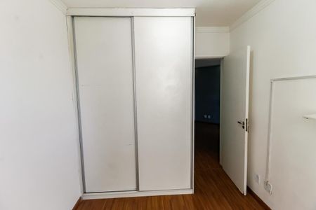 Apartamento à venda com 51m², 2 quartos e 1 vagaQuarto 2 - Armários