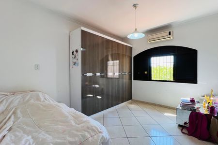 Casa à venda com 181m², 3 quartos e 2 vagasSuíte 3