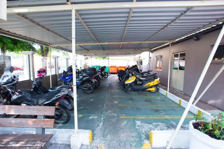 Apartamento à venda com 42m², 2 quartos e 1 vagaEstacionamento de motos