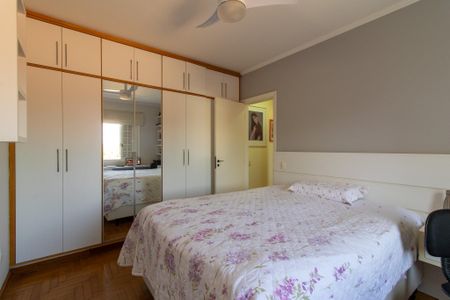 Casa à venda com 287m², 3 quartos e 2 vagasQuarto 1