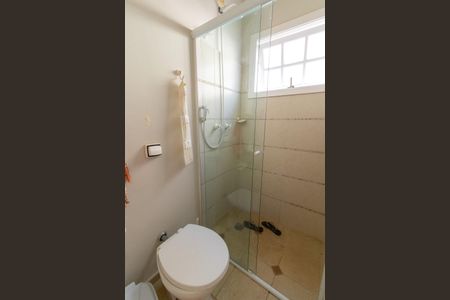 Casa à venda com 287m², 3 quartos e 2 vagasBanheiro de Serviço